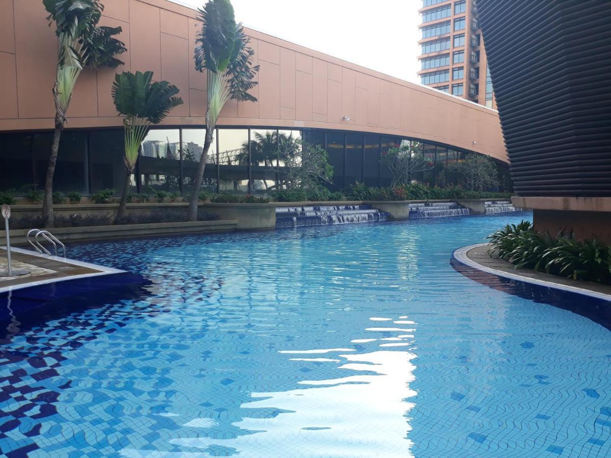 Raymond Suites At Berjaya Times Square 쿠알라룸푸르 외부 사진