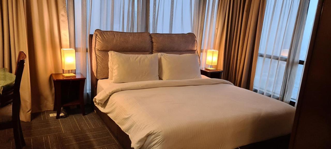 Raymond Suites At Berjaya Times Square 쿠알라룸푸르 외부 사진